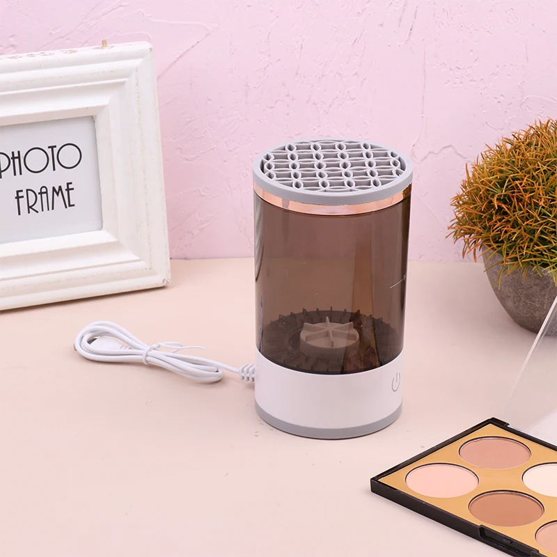 60-Second Electric Brush Cleaner